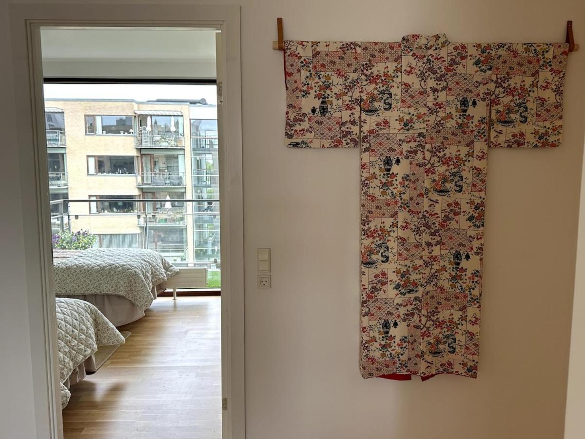 Appartamento On The Beach, Close To Centre & Airport *