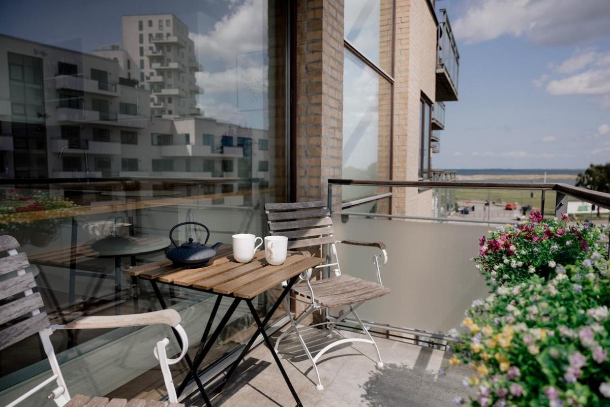 Lägenhet On The Beach, Close To Centre & Airport